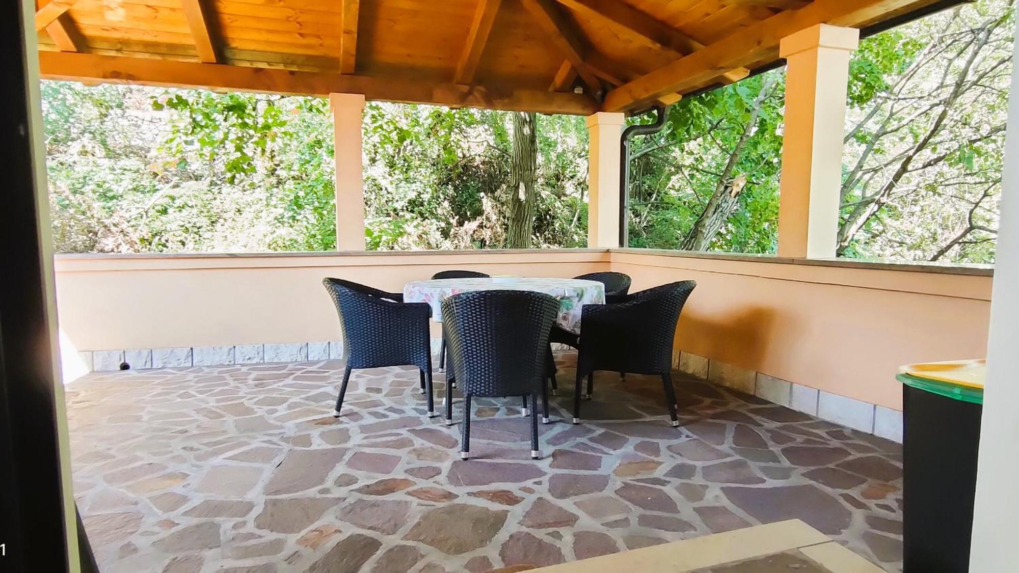 Apartment Pergola Veprinac Екстер'єр фото
